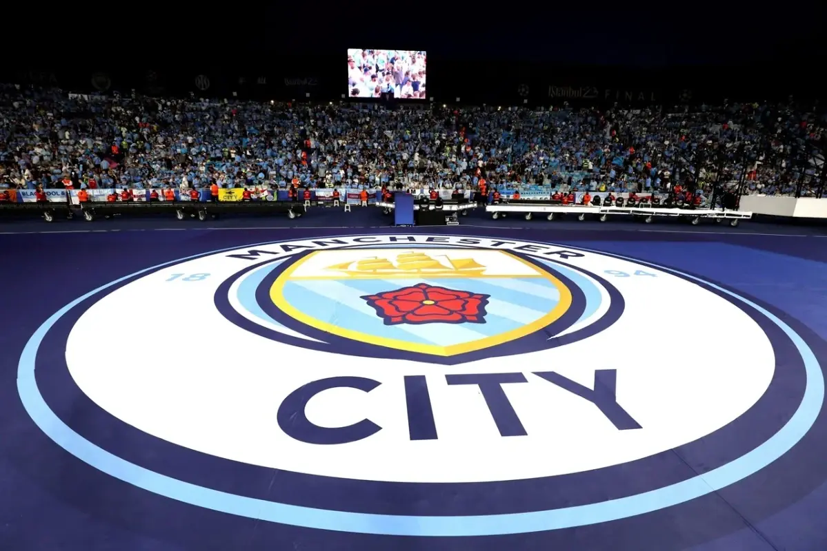 andy-burnham-obawia-sie-ze-manchester-city-moze-stracic-obecnych-wlascicieli