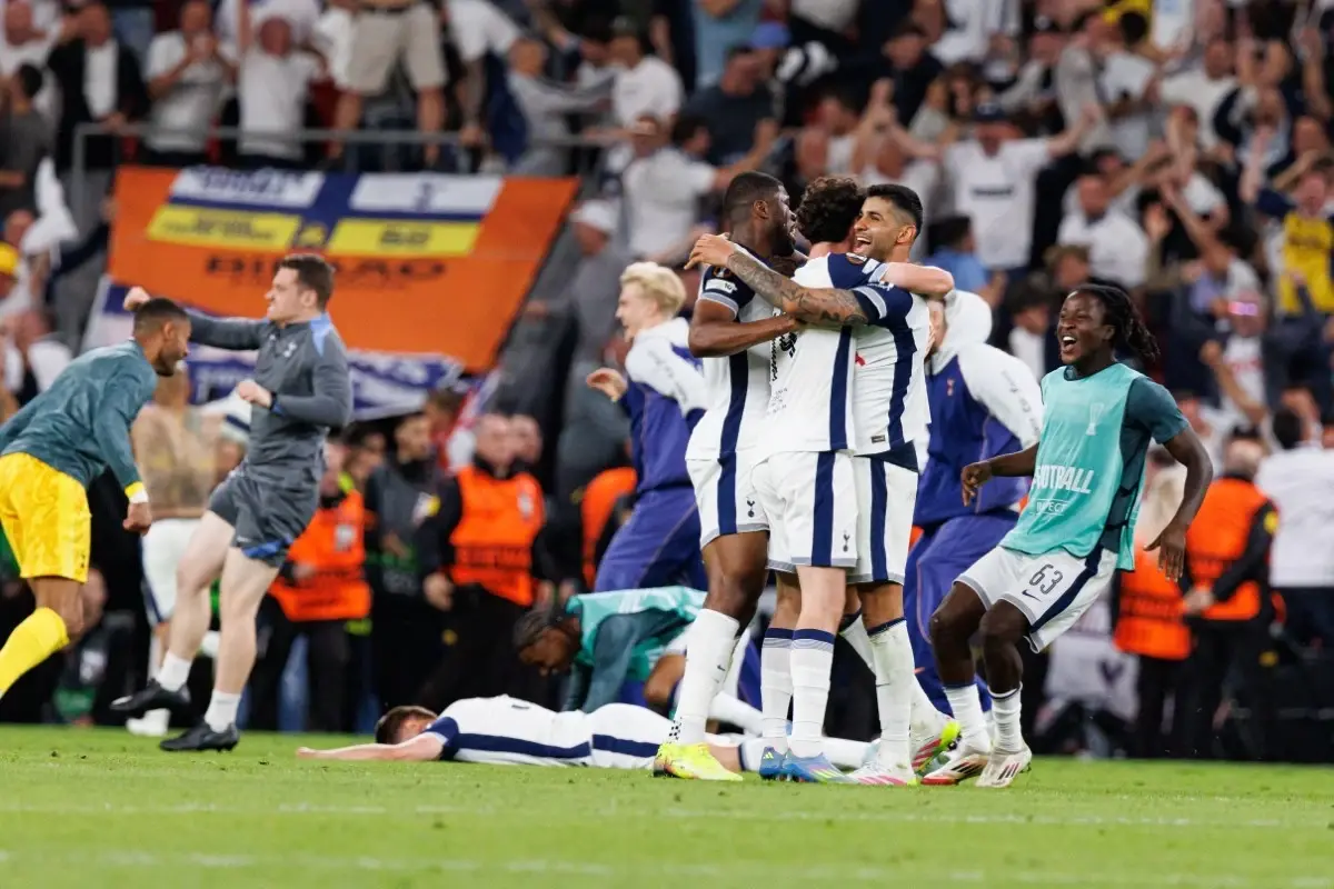 kryzys-tottenhamu-poglebia-sie-frank-sfotografowany-z-kubkiem-arsenalu-romero-atakuje-wladze-klubu